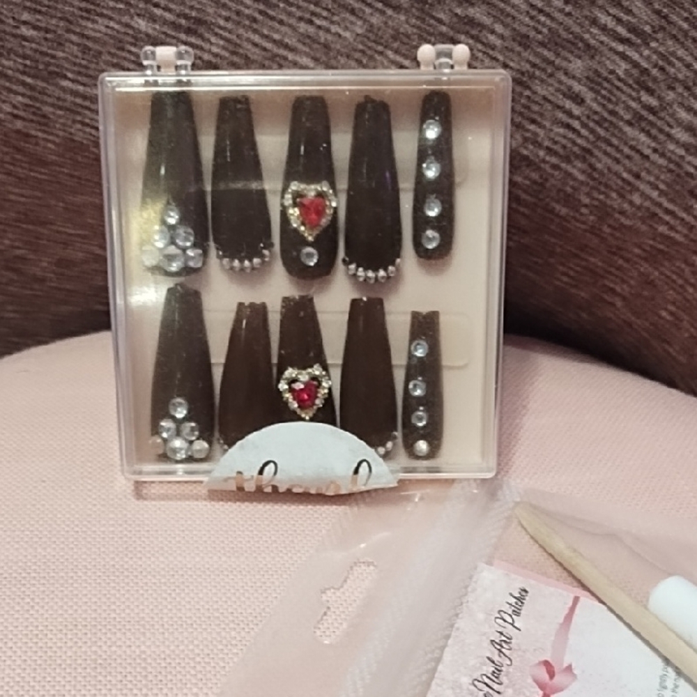 Chic Brown Press-On Nails with Rhinestones